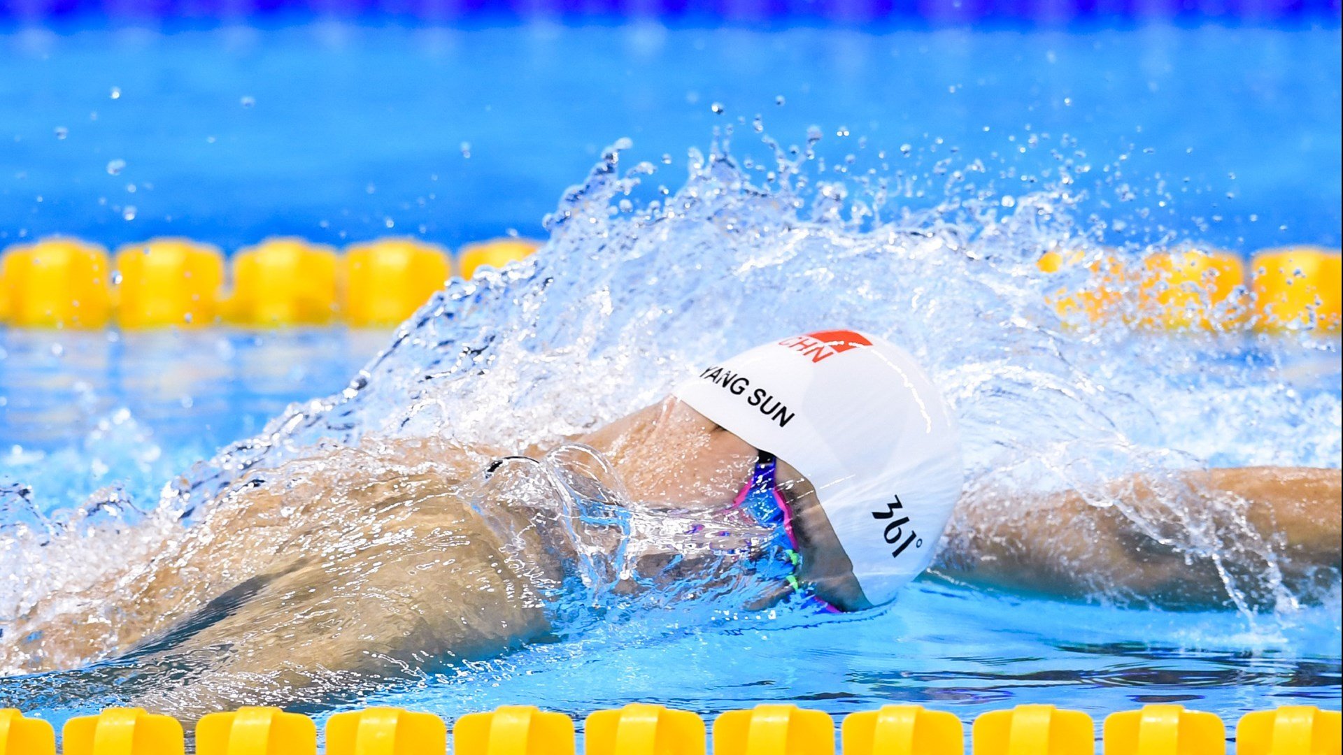 格鲁塞冲线瞬间引爆全场欢呼，鲁格赛特vs格利扎